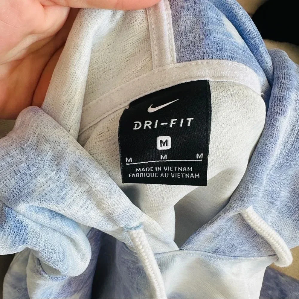 Nike Women’s Icon Clash Dri Fit Blue Tie Dye Hoodie - Picture 10 of 11